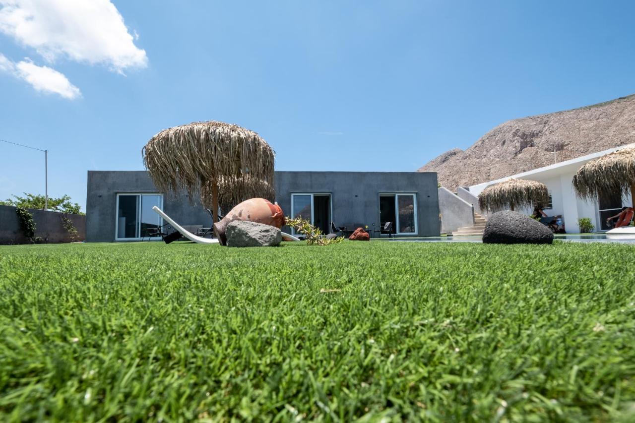 Sagma Villas Perissa  Buitenkant foto