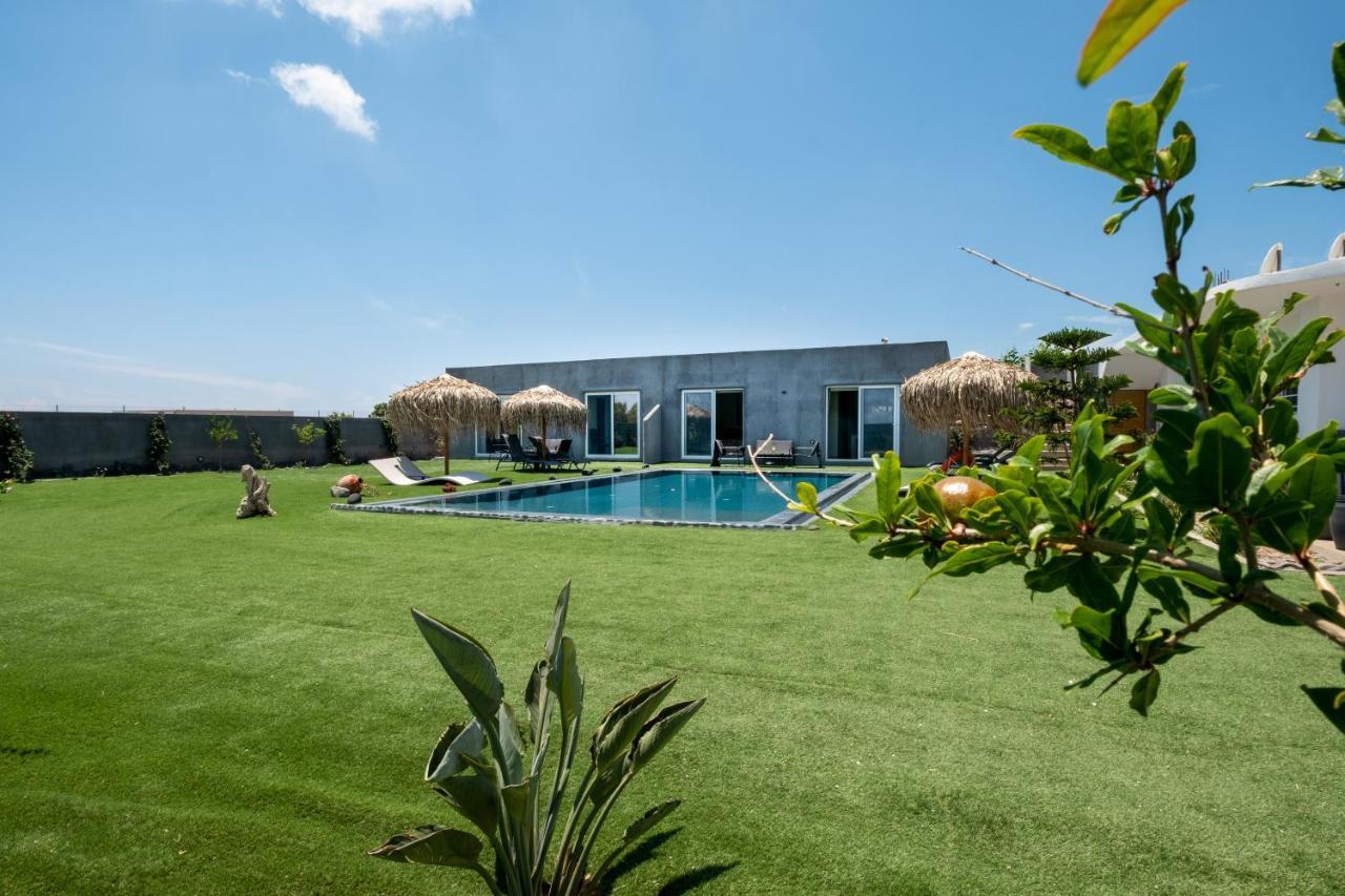 Sagma Villas Perissa  Buitenkant foto