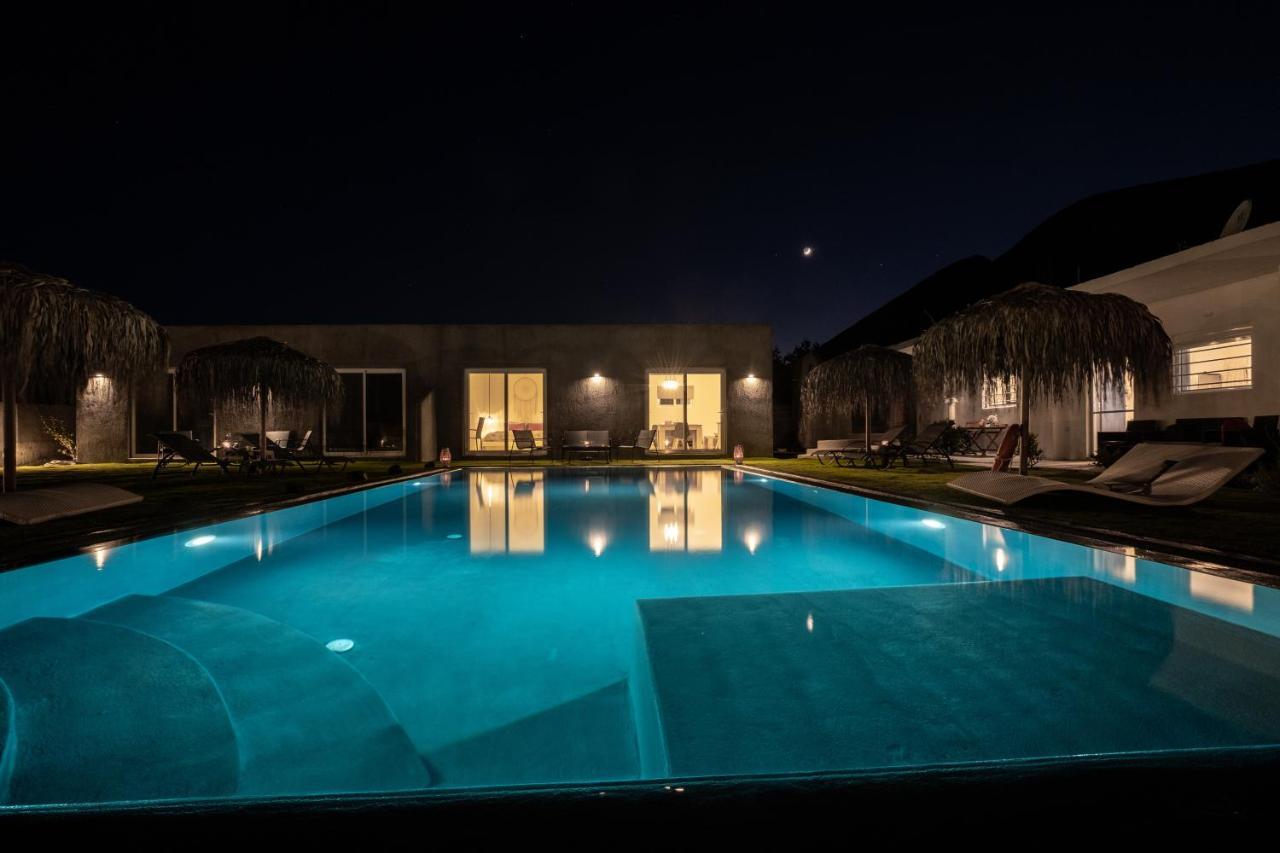 Sagma Villas Perissa  Buitenkant foto